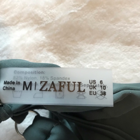 bathing suit set - Picture 3 of 3